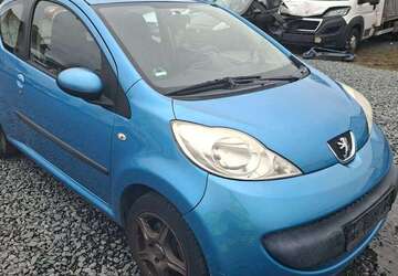 Peugeot 107 203.000 km 950 &euro; Rodgau 63110