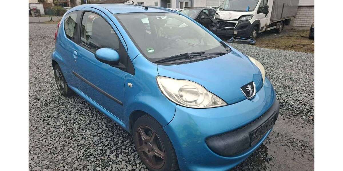 Peugeot 107 203.000 km 950 &euro; Rodgau 63110
