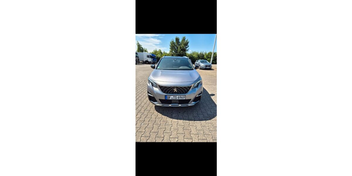 Peugeot 5008 105.000 km 17.990 &euro; Dietzenbach 63128