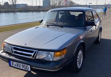 Saab 900 175.000 km 9.880 &euro; Frankfurt 60487