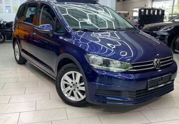 VW Touran 143.132 km 18.950 &euro; Neu-Isenburg 63263