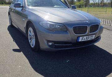 BMW 523 220.000 km 5.600 &euro; Frankfurt am Main 60326