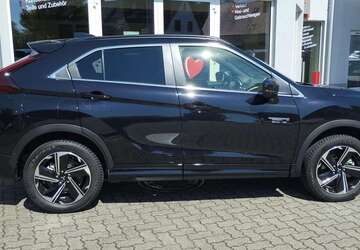 Mitsubishi Eclipse Cross 3.500 km 27.999 &euro; Mainhausen 63533