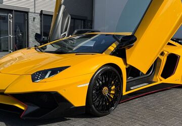 Lamborghini Aventador 111.000 km 247.700 &euro; Gelnhausen 63571