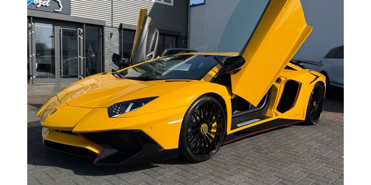 Lamborghini Aventador 111.000 km 247.700 &euro; Gelnhausen 63571