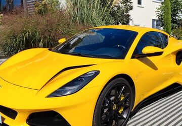 Lotus Emira 1.400 km 82.900 &euro; Bad Soden 65812