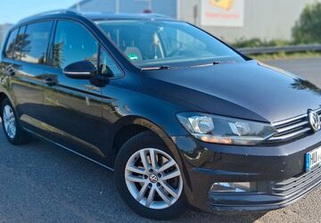 VW Touran 291.309 km 9.999 &euro; Hanau 63450