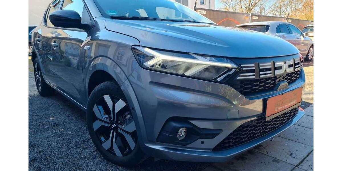 Dacia Sandero 5.400 km 16.899 &euro; Erlensee 63526