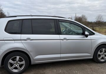 VW Touran 223.000 km 13.500 &euro; Hanau 63456