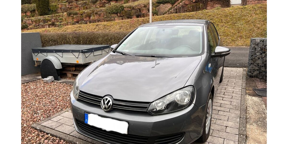 VW Golf 146.900 km 5.900 &euro; Frankfurt 60487