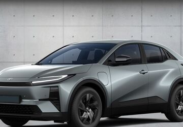 Toyota C-HR 2.500 km 43.760 &euro; Mainaschaff 63814