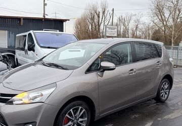 Toyota Verso 150.000 km 6.999 &euro; Frankfurt am Main 60486