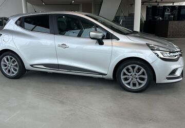 Renault Clio 56.000 km 12.879 &euro; Dietzenbach 63128