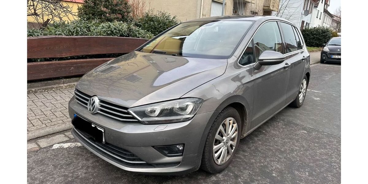 VW Golf Sportsvan 208.000 km 9.600 &euro; Frankfurt am Main 65929