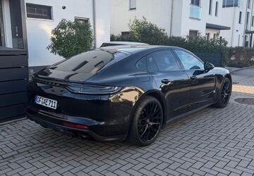 Porsche Panamera 49.500 km 75.000 &euro; Offenbach am Main 63075