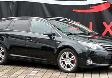Toyota Avensis 300.130 km 4.600 &euro; Mühlheim am main 63165