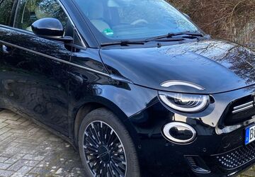 Fiat 500e 21.870 km 25.900 &euro; Büdingen 63654