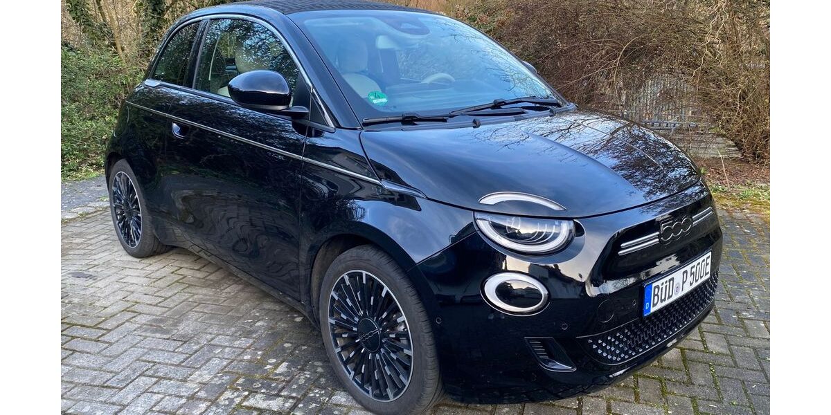 Fiat 500e 21.870 km 25.900 &euro; Büdingen 63654