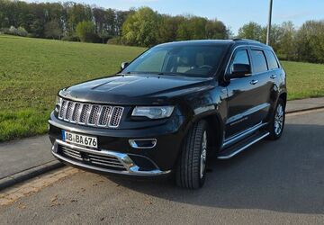 Jeep Grand Cherokee 169.453 km 18.000 &euro; Hösbach 63768