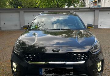 Kia Niro 52.000 km 19.800 &euro; Frankfurt 60320