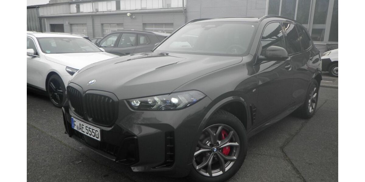 BMW X5 7.844 km 117.699 &euro; Frankfurt am Main 60435