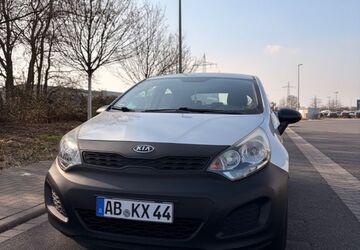 Kia Rio 118.400 km 3.699 &euro; Aschaffenburg 63739