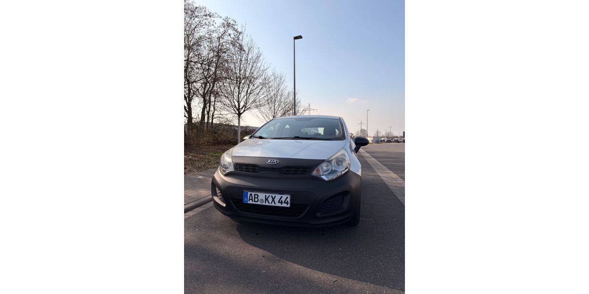 Kia Rio 118.400 km 3.699 &euro; Aschaffenburg 63739
