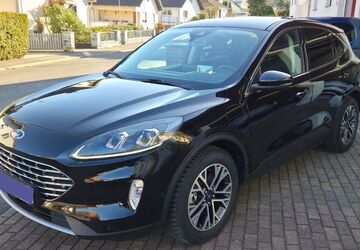 Ford Kuga 63.000 km 22.400 &euro; Büdingen 63654