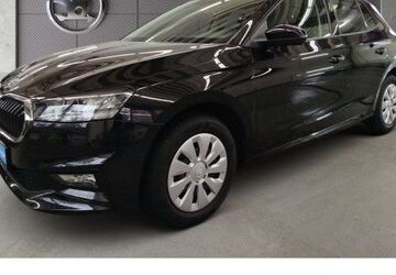 Skoda Fabia 27.849 km 16.430 &euro; Frankfurt 60326