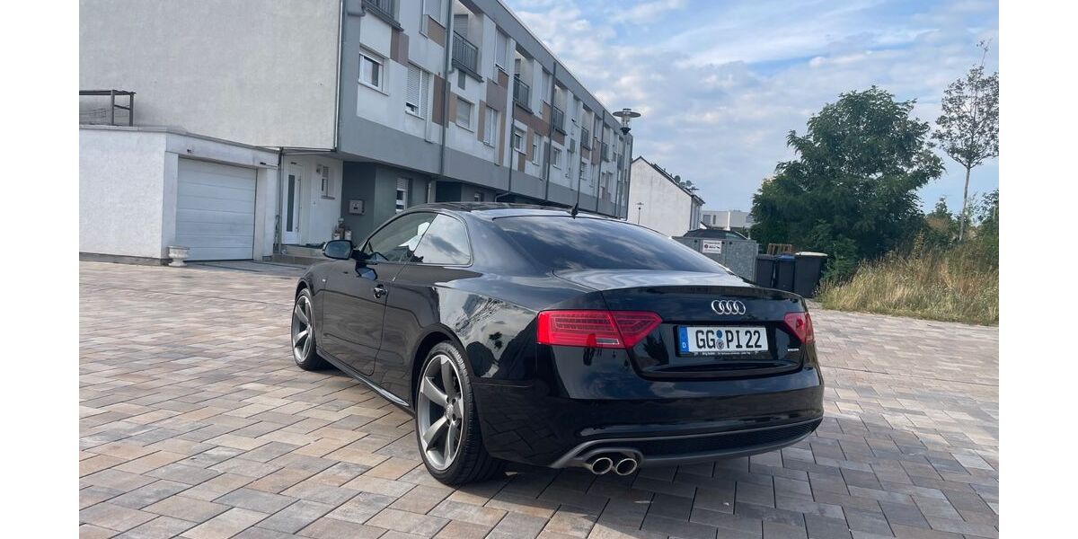 Audi A5 168.000 km 15.900 &euro; Kelsterbach 65451