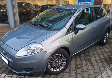 Fiat Grande Punto 97.891 km 2.890 &euro; Bad Homburg v.d.H. 61352