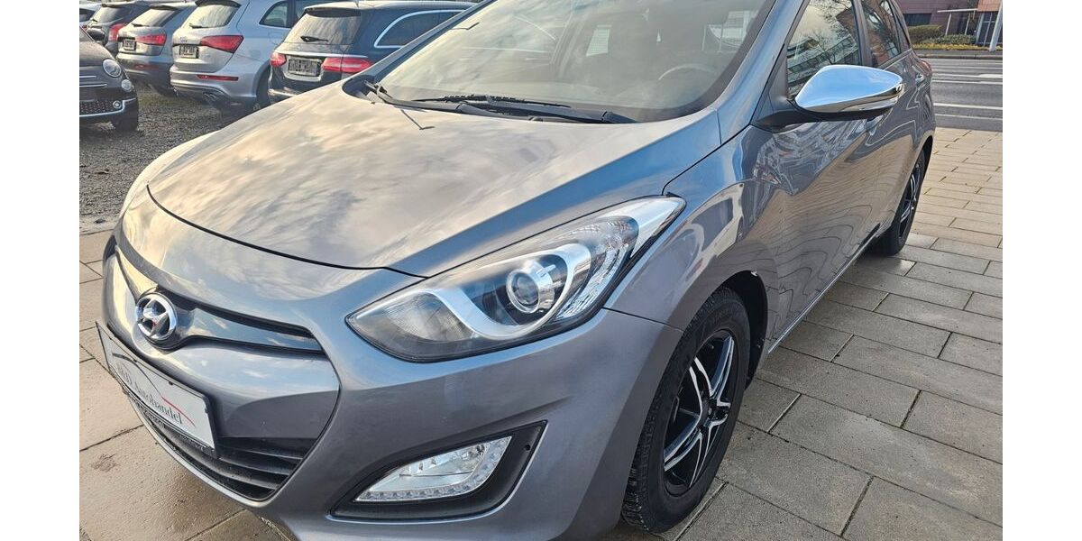 Hyundai i30 134.000 km 8.450 &euro; Aschaffenburg 63741