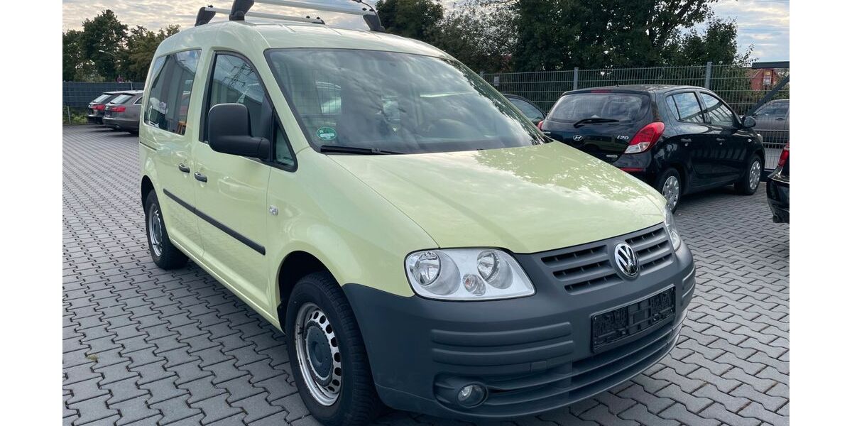 VW Caddy 142.000 km 2.999 &euro; Stockstadt a.M. 63811