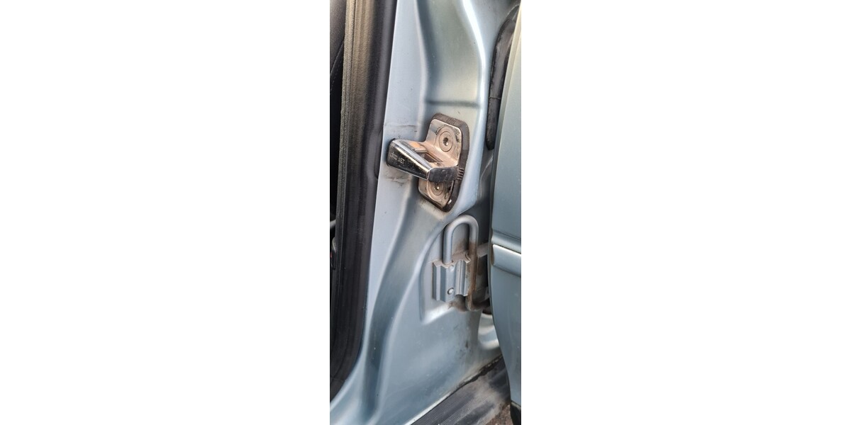 Audi A3 242.800 km 2.400 &euro; Kleinostheim 63801