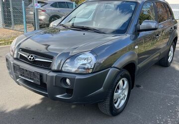 Hyundai TUCSON 157.000 km 6.690 &euro; STOCKSTADT 63811