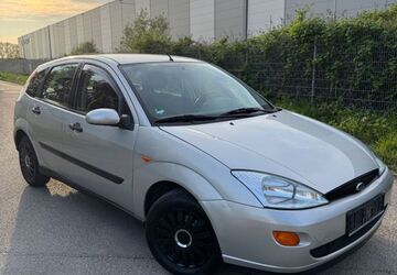 Ford Focus 134.664 km 2.199 &euro; Offenbach 63067