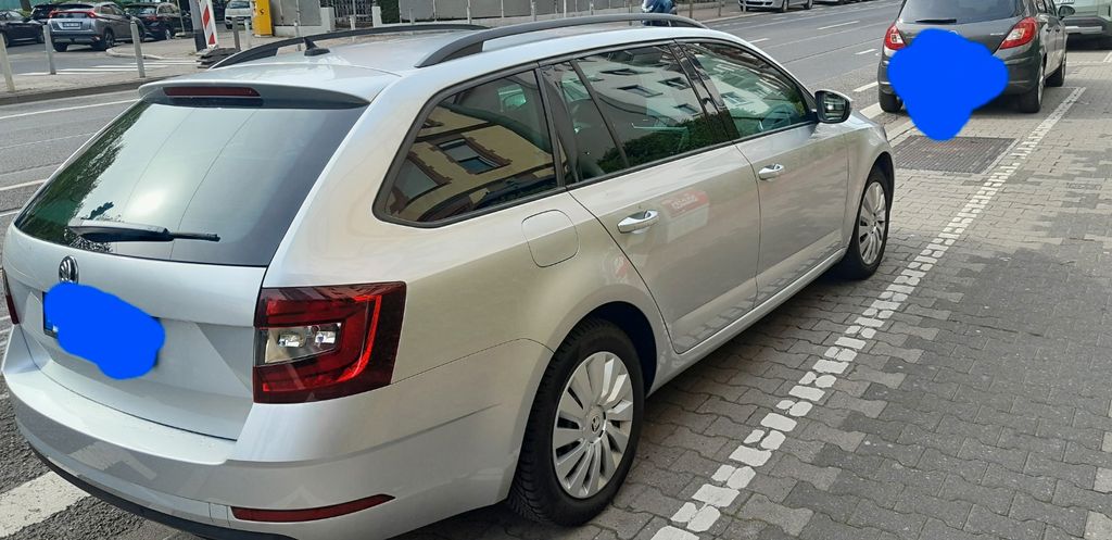 Skoda Octavia 293.000 km 9.500 &euro; Frankfurt 60486