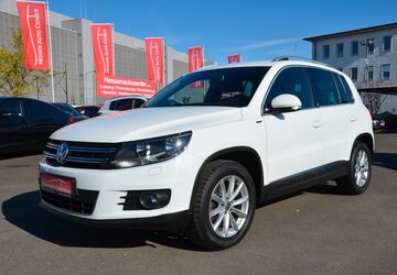 VW Tiguan 141.000 km 15.900 &euro; Frankfurt am Main 60388