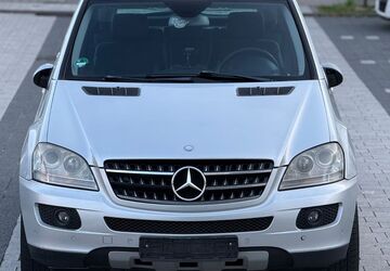 Mercedes-Benz ML 320 377.000 km 3.790 &euro; Offenbach am Main 63069