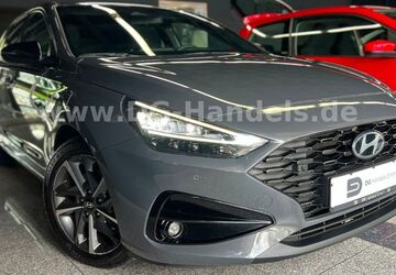 Hyundai i30 65.315 km 17.390 &euro; Hanau 63457