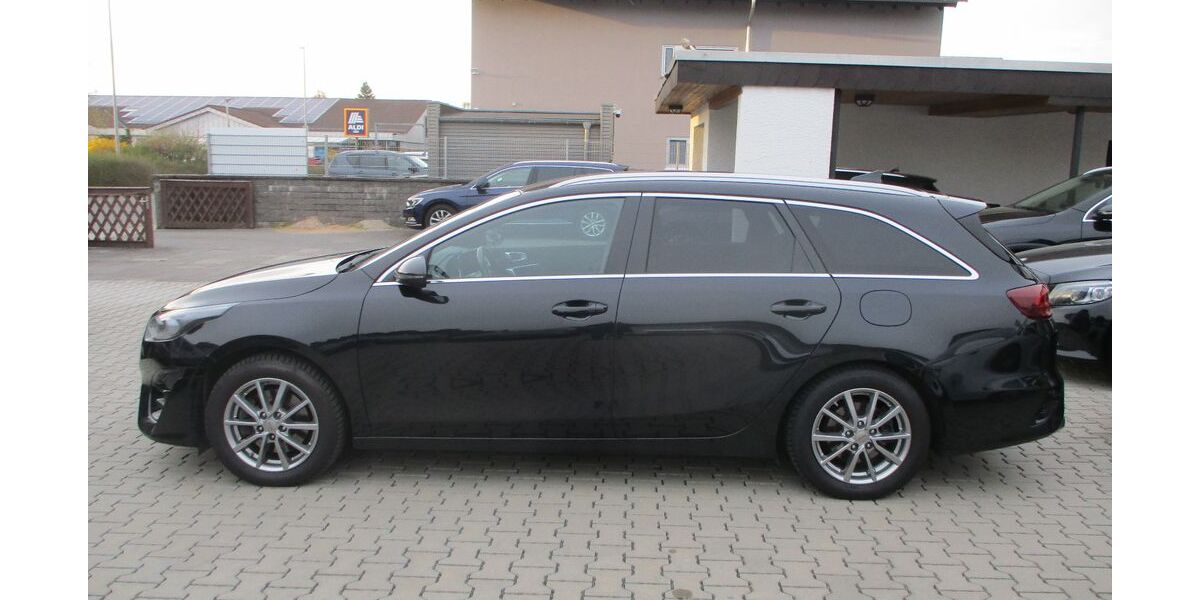 Kia ceed / Ceed 106.245 km 16.999 &euro; Babenhausen 64832