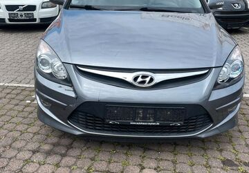 Hyundai i30 197.750 km 2.750 &euro; Hanau 63450