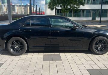 Lancia Thema 191.000 km 9.900 &euro; Frankfurt 60327