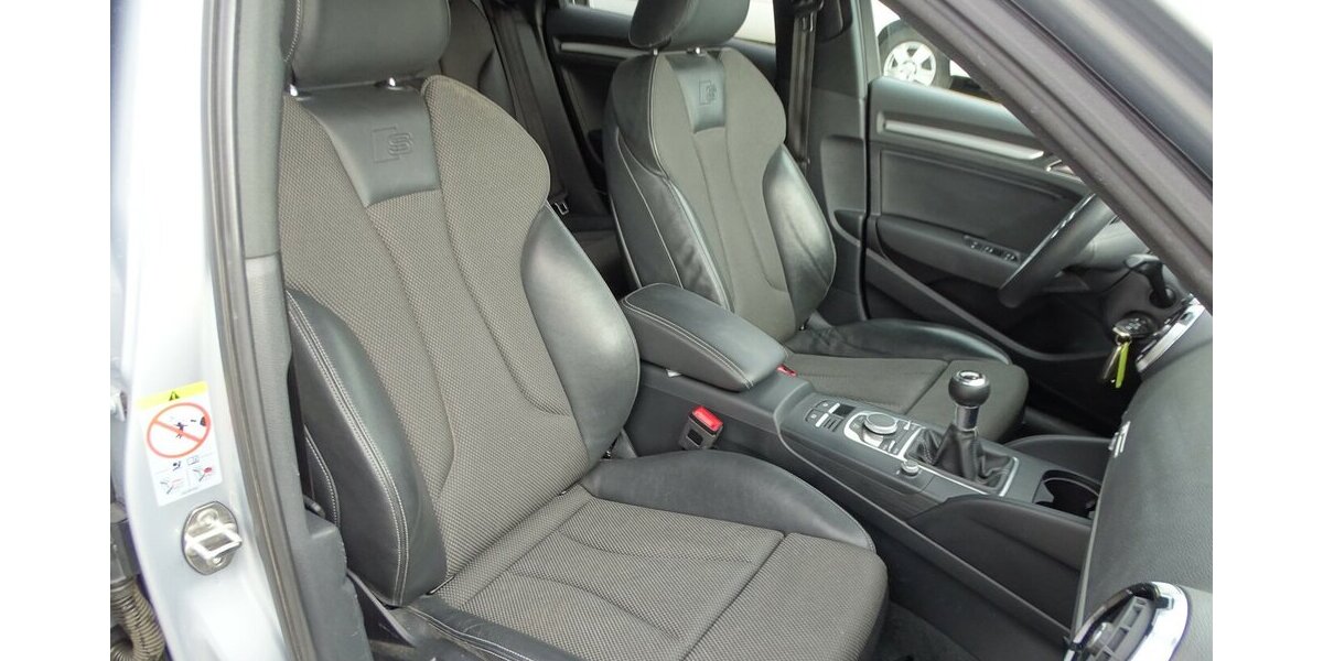 Audi A3 35 2,0l TDI S-Line Paket, Navi, Klimaauto., PDC 123.848 km 15.990 &euro; Rodgau 63110