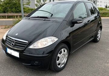 Mercedes-Benz A 150 201.150 km 2.800 &euro; Hanau 63450
