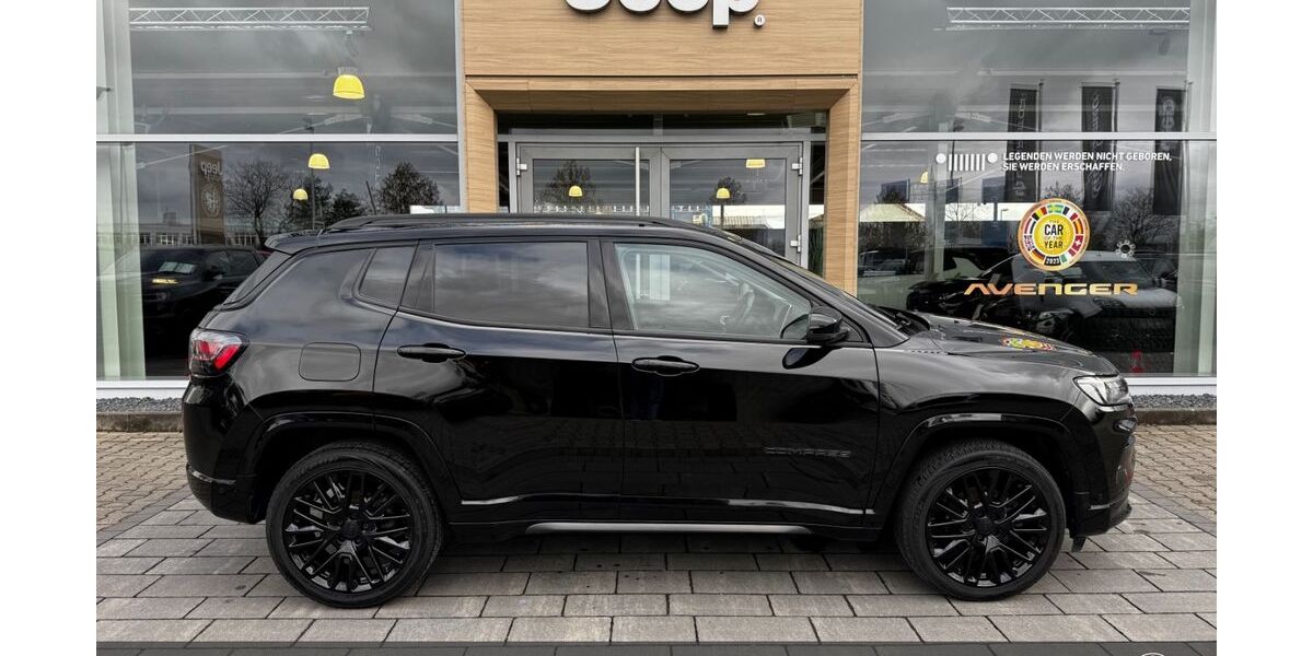 Jeep Compass 29.150 km 24.444 &euro; Aschaffenburg 63741