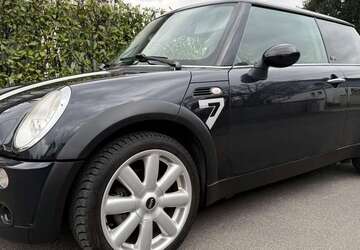 Mini One 150.000 km 4.500 &euro; Schaafheim 64850