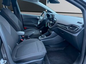 Ford Fiesta Titanium*WinterPaket*getönte Scheiben 50.000 km 15.980 &euro; Nidderau 61130