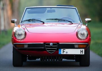 Alfa Romeo Spider 44.000 km 19.800 &euro; Offenbach 63075