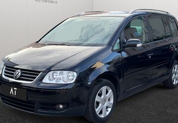 VW Touran 227.443 km 1.990 &euro; Frankfurt am Main 65933